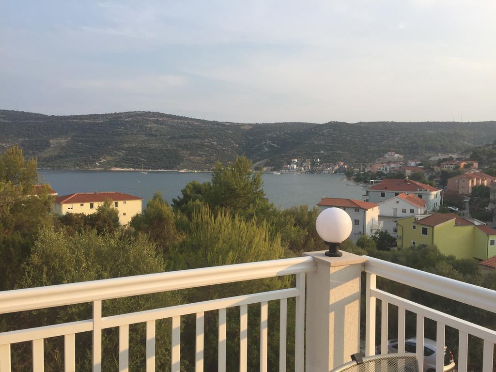 Apartments Zdenka Marina Bilik gambar