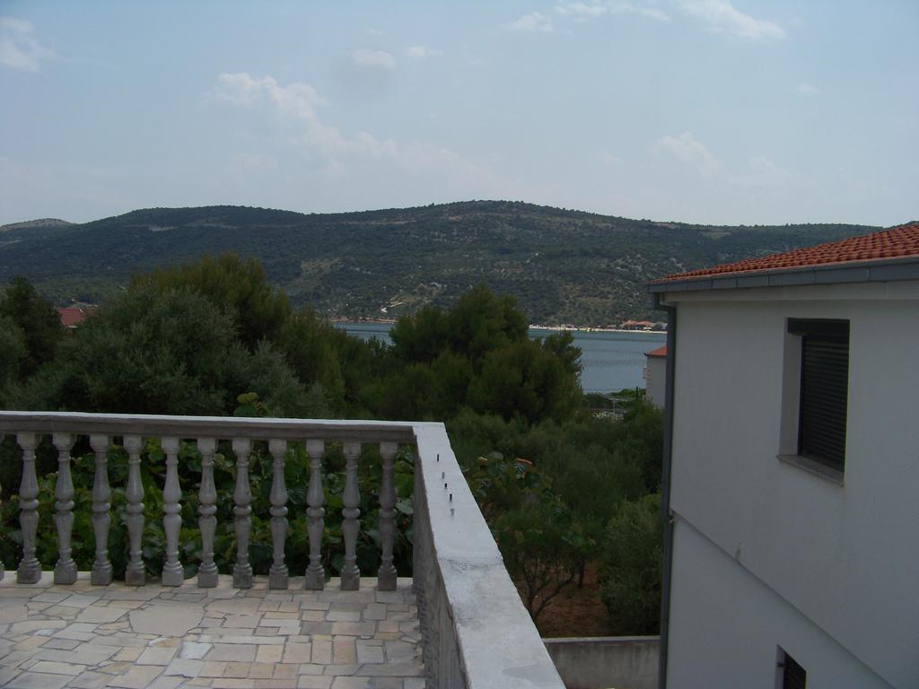 Apartments Zdenka Marina Bilik gambar