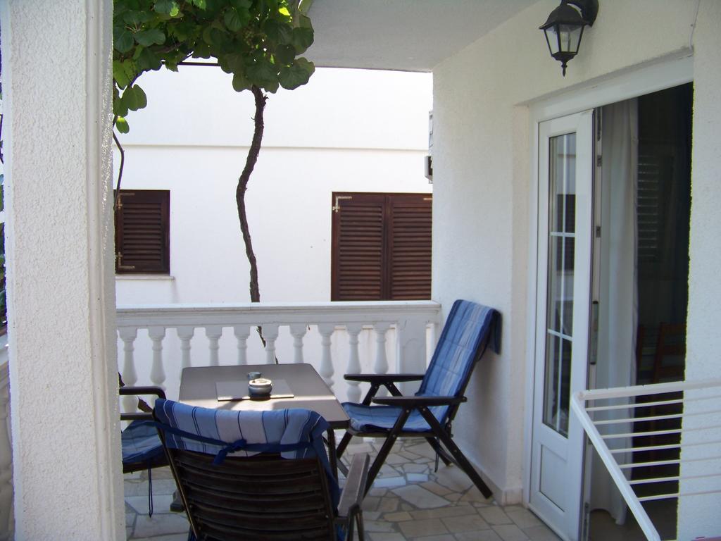 Apartments Zdenka Marina Bilik gambar